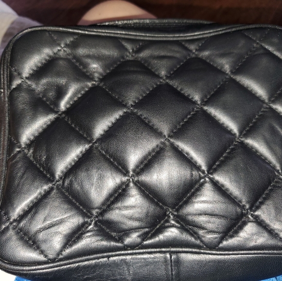 Vintage 1980 Chanel purse - Picture 3 of 6